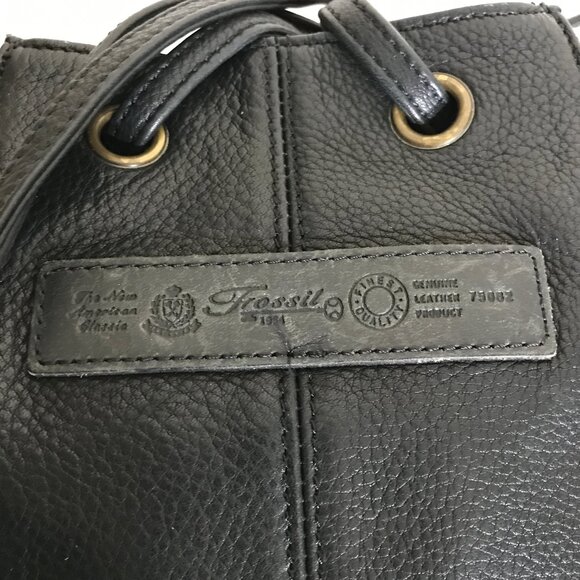 Fossil Black Leather 10" x 7.5" Small Drawstring Backpack With Key - Picture 4 of 15